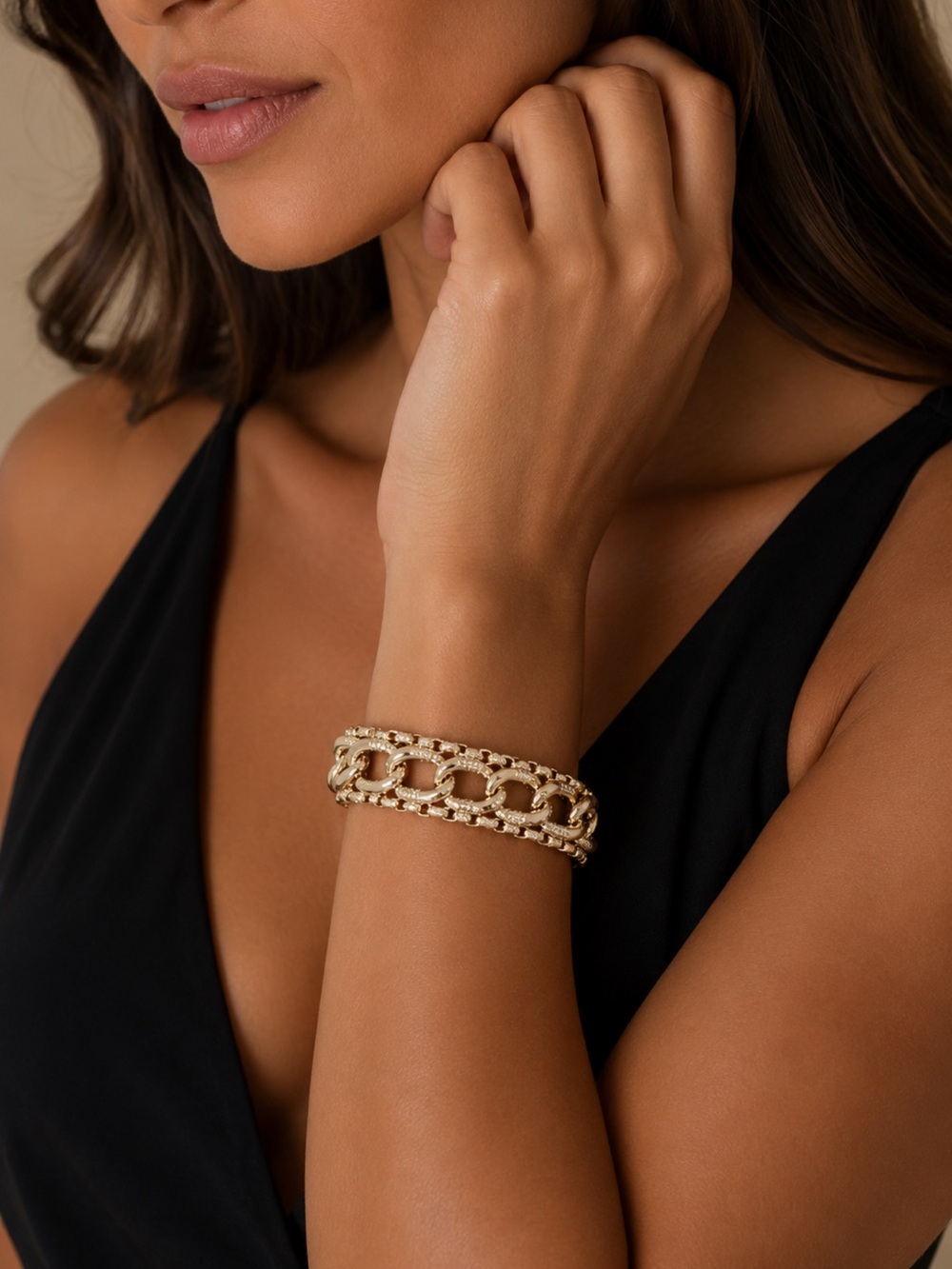 ShopEvelynne Gold Link Chain Bracelet